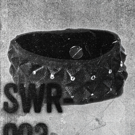 SWR-003/ Exposed Leather Studded Block Bracelet
