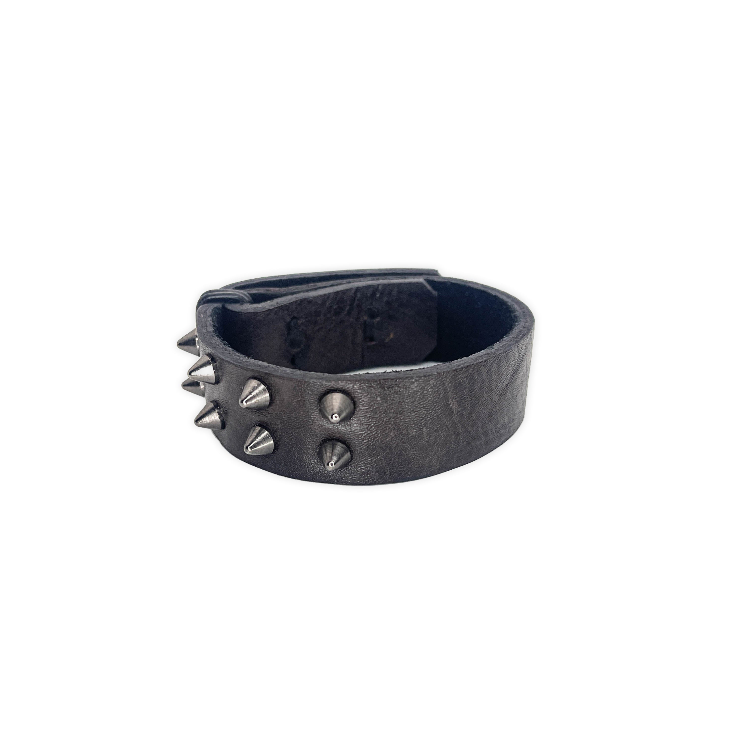 SW2-002 / Brown Leather 2-Ring Spiked Bracelet