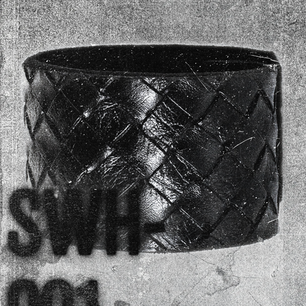 SWH-001 / Wide Checkered Leather Bracelet