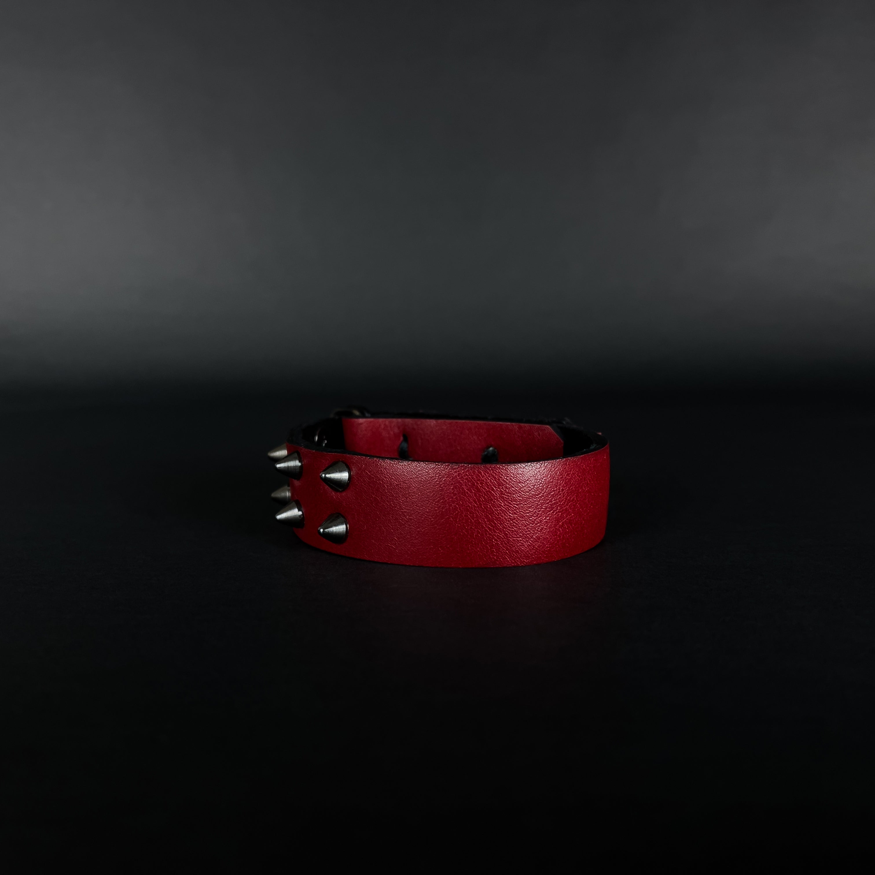 SW2-003 / Red Leather 2-Ring Spiked Bracelet