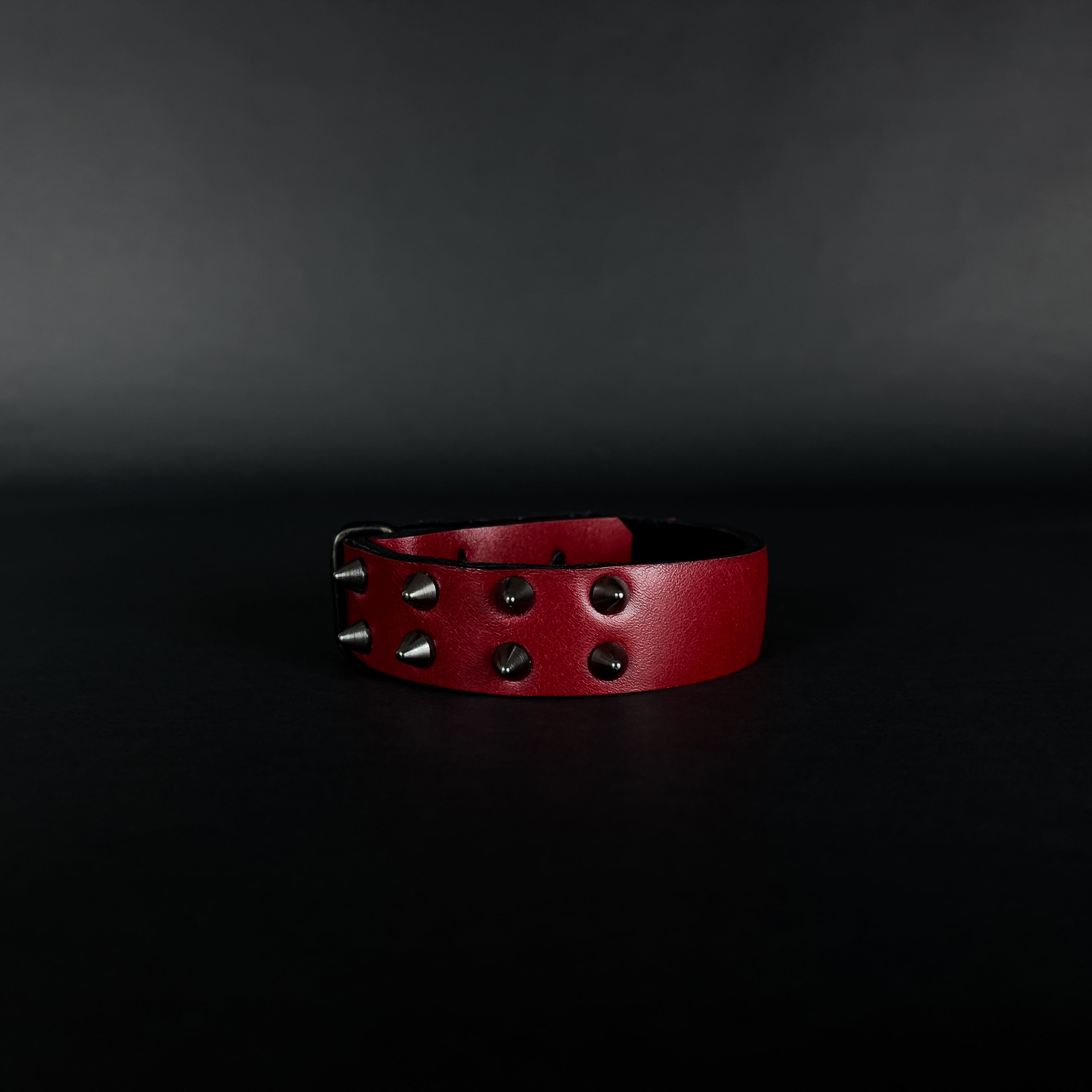 SW2-003 / Red Leather 2-Ring Spiked Bracelet