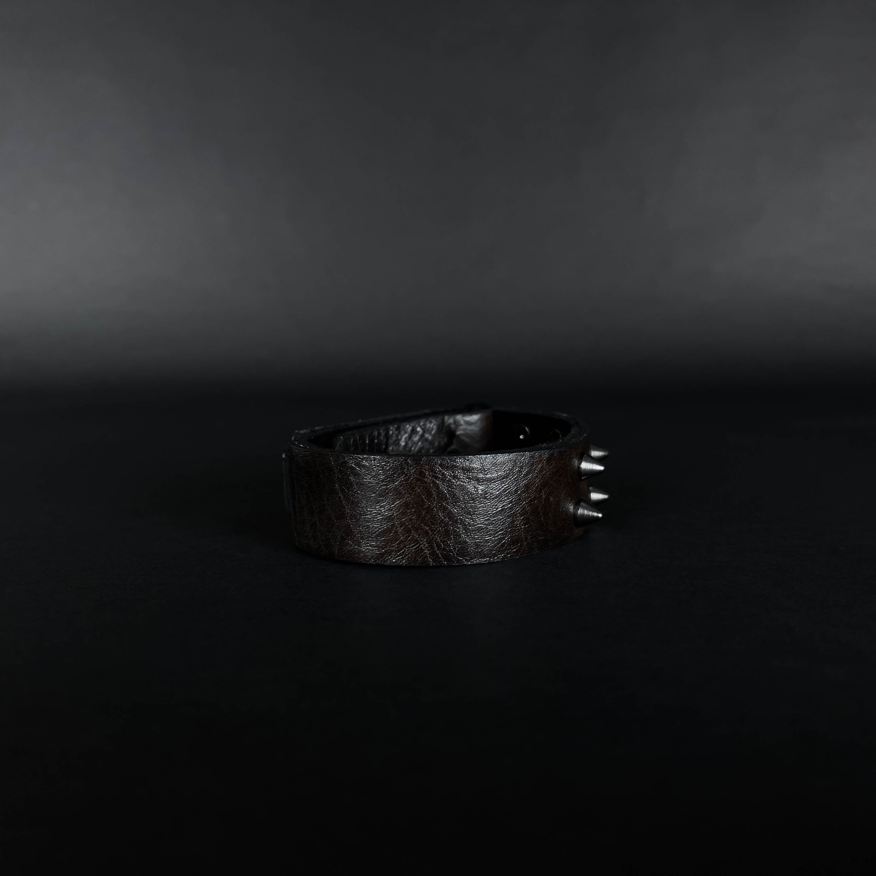 SW2-001 / Brown Leather 2-Ring Spiked Bracelet