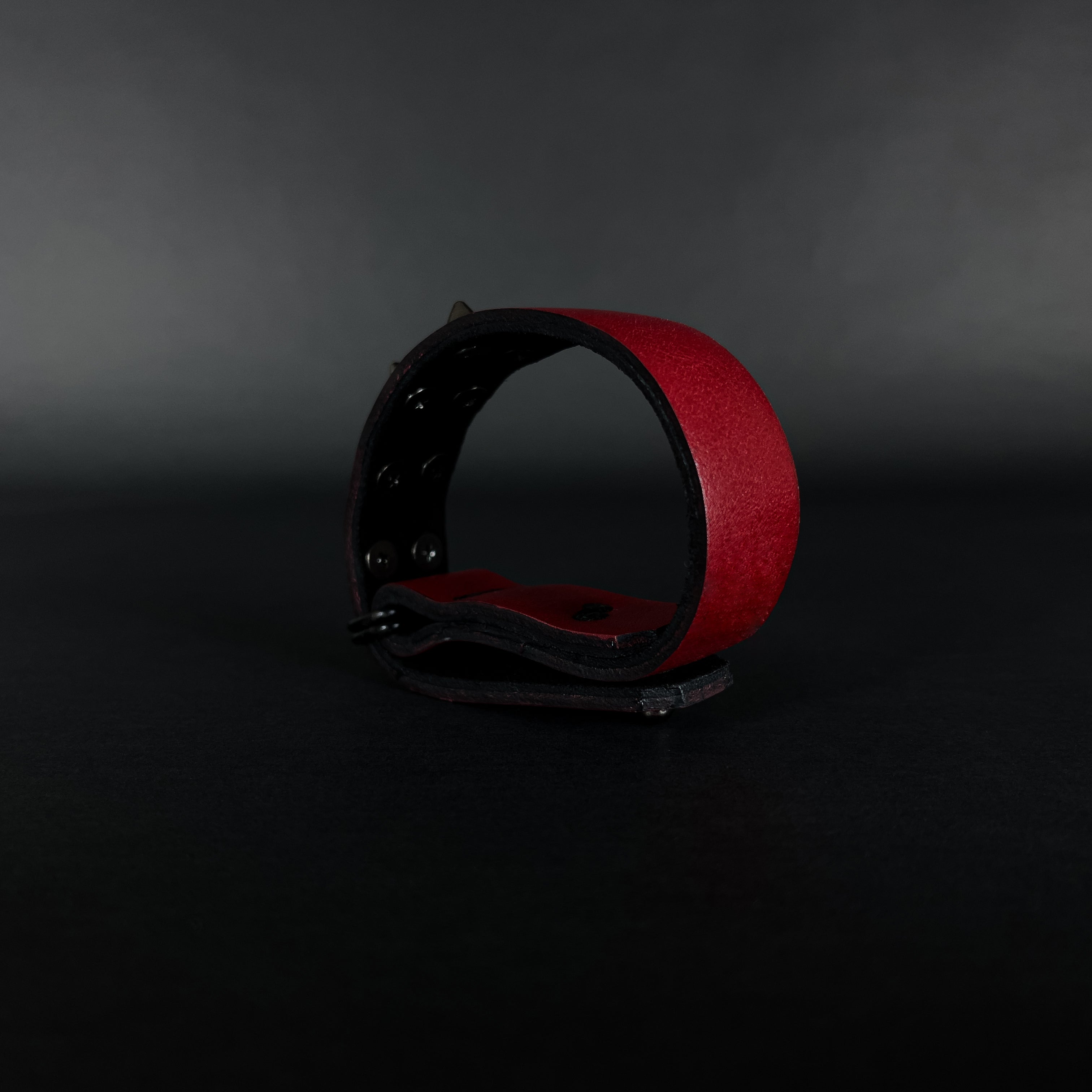 SW2-003 / Red Leather 2-Ring Spiked Bracelet