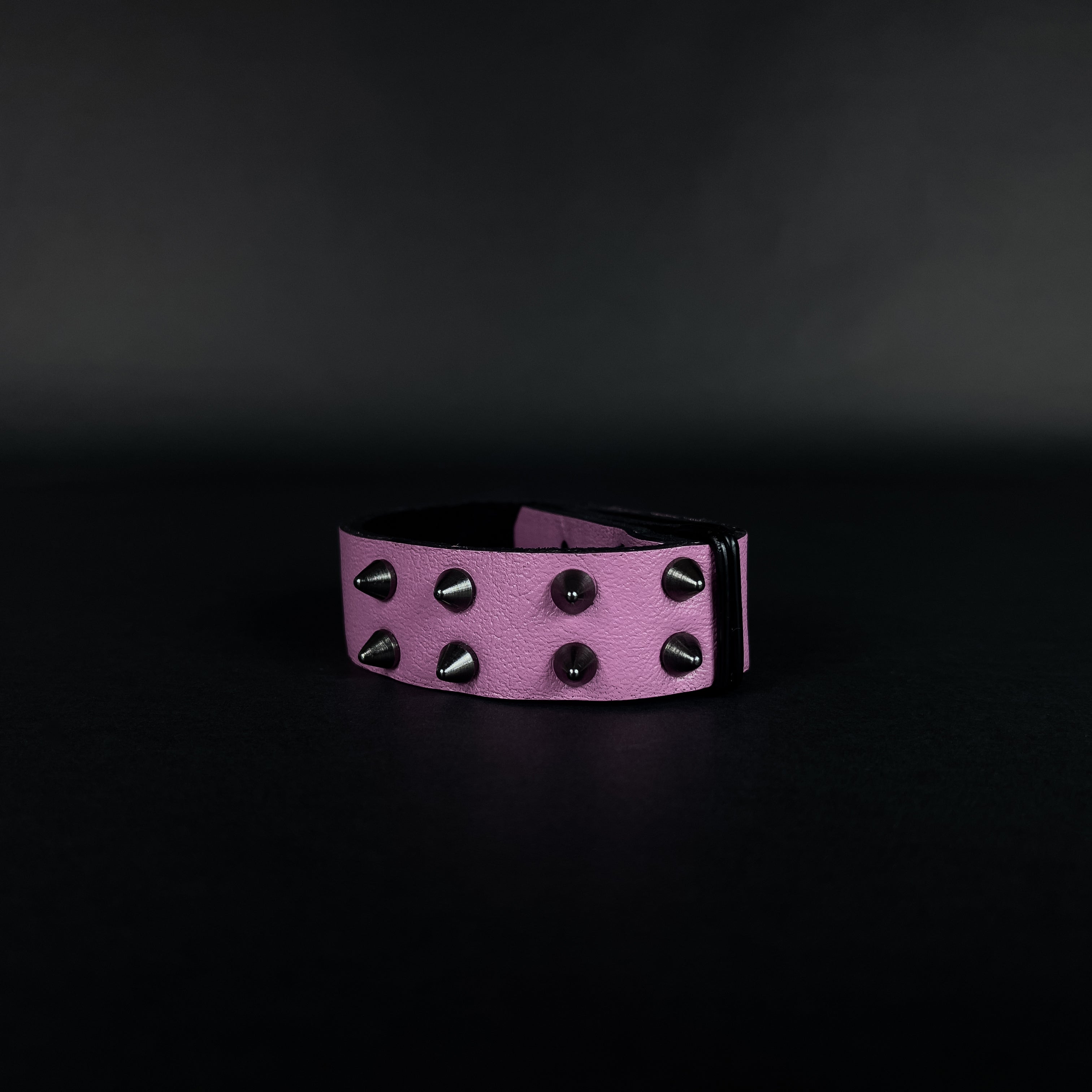 SW2-004 / Pink Leather 2-Ring Spiked Bracelet